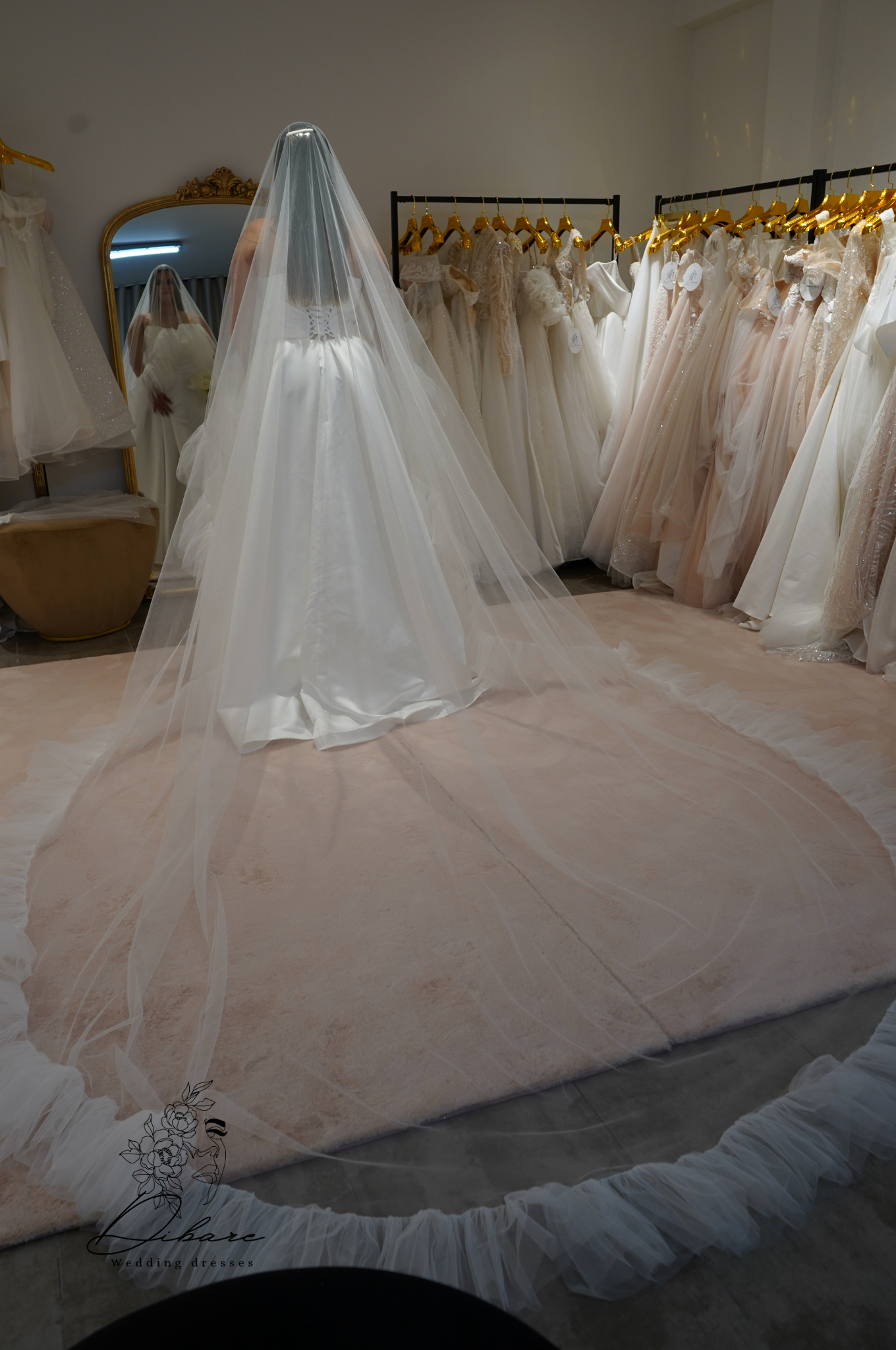 Véu + vestido de noiva Cai-cai